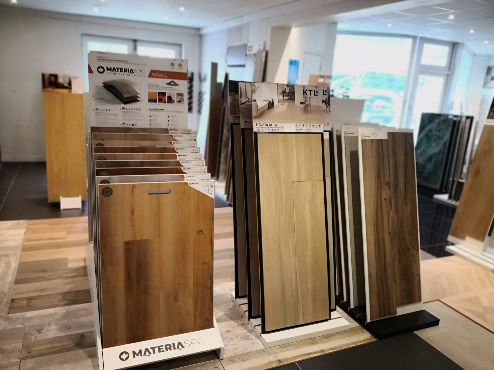 ENTREE SALLE EXPO Vente de carrelage intérieur extérieur pour aménagement durable